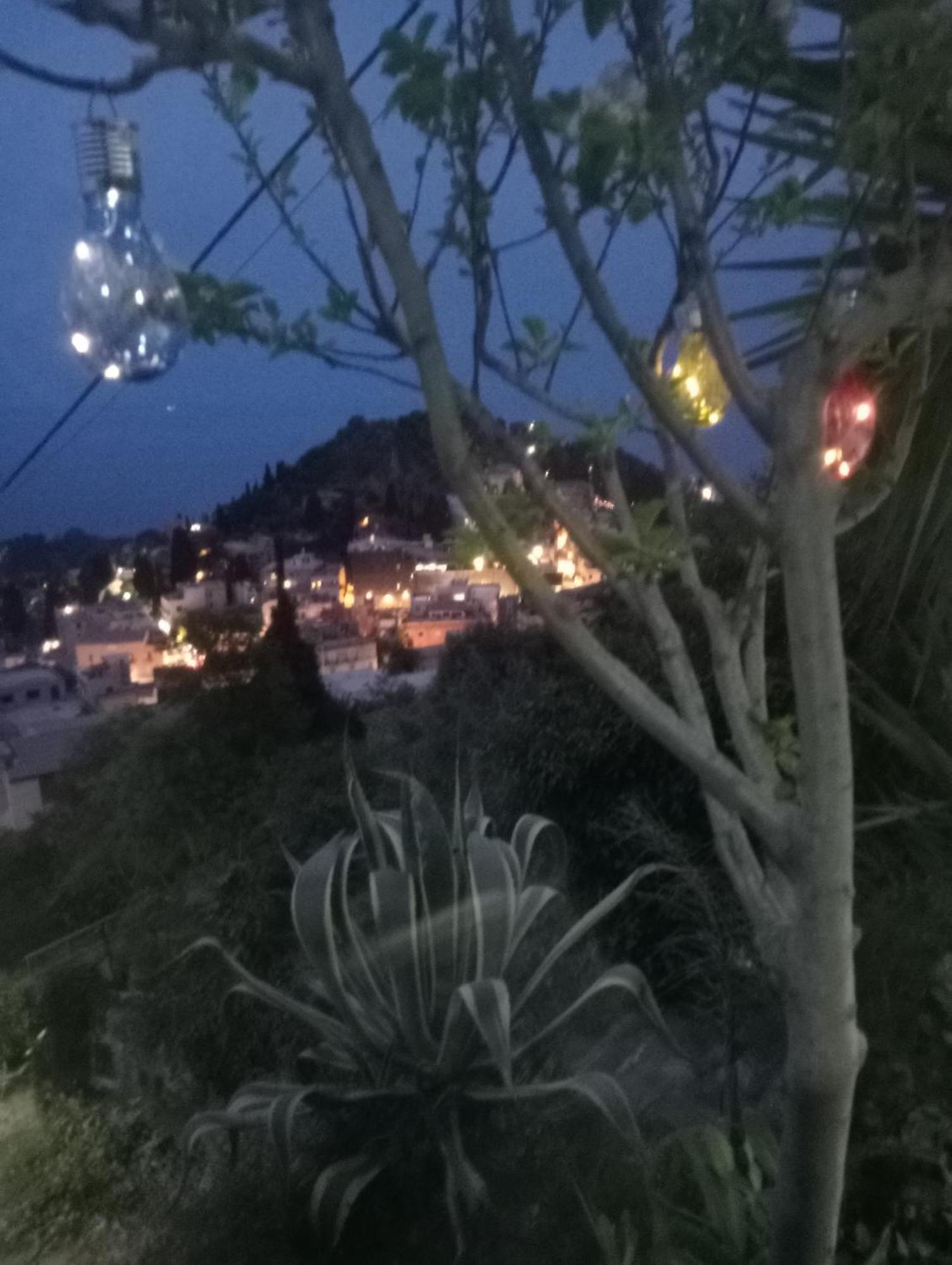 טאורמינה Villa Johnny And Mary'S House Breathtaking View חדר תמונה